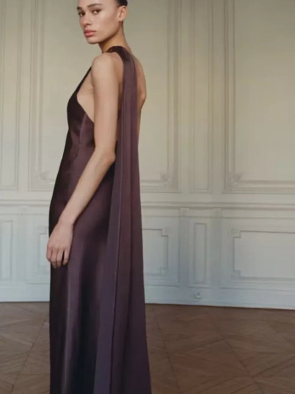 Asymmetrical bow-neck dress from Mango
